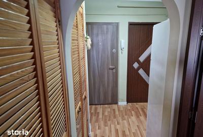 Apartament cu 2 camere în Micro 17 - 2