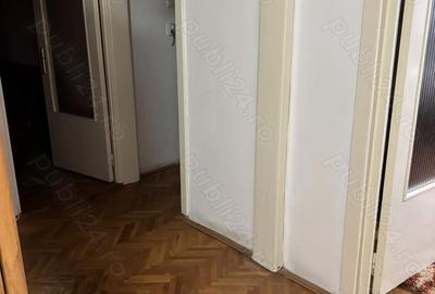 Apartament cu 3 camere decomandat în Girocului - 8