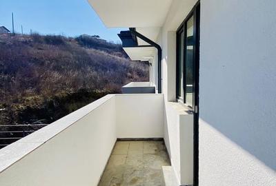 Apartament cu 6 camere decomandat în Hlincea - 1