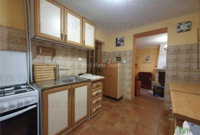 Casă cu 3 camere în Central - 3