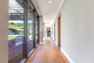 Pret Preferential- Oferta limitata pana la 31 Decembrie - 8