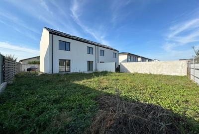 Vila Otopeni Odaile, curte GENEROASA 390m2 - 2