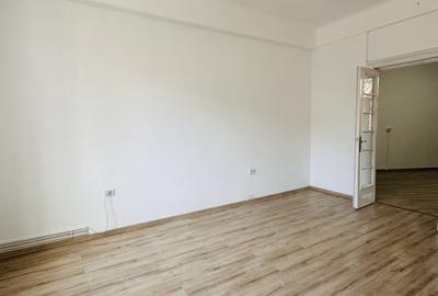 Apartament cu 3 camere semidecomandat în Romană - 6