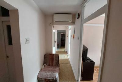 Apartament cu 4 camere in Micro 17 - 7
