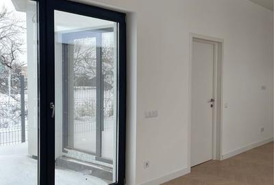 Casă cu 3 camere cu Teren 275 Mp în Central - 1