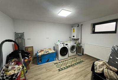 Casă cu 6 camere cu Canalizare în Nord-Est - 4