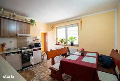 Casă cu 5 camere cu Teren 500 Mp în Oncea - 12