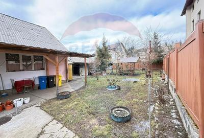 Casă cu 3 camere cu Teren 460 Mp în Central - 9