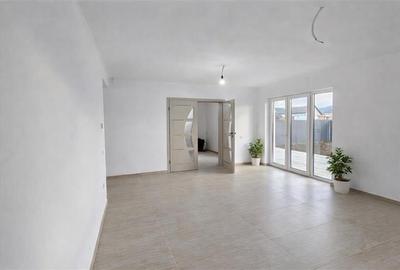 Casa finisaje apreciabile, 500mp teren, Tarlungeni, Brasov - 1