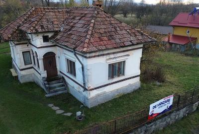 Casă cu 2 camere cu Teren 647 Mp în Lerești - 2