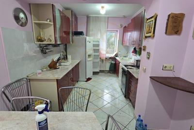 Casă individuală cu 6 camere cu Canalizare în Central - 9