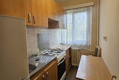 Apartament cu 3 camere semidecomandat în Nufărul - 8