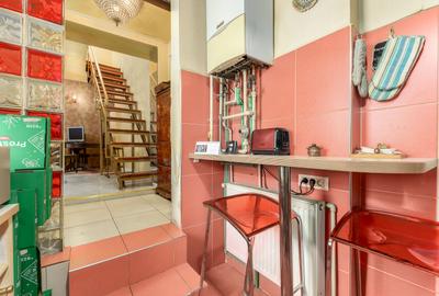 Apartament la casa - 5 camere 100mp utili - 950m de Piata Victoriei -Moxa - 8