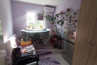 Apartament 4 camere + balcon, etaj 3, zona strazii Primaverii, Manastur - 7