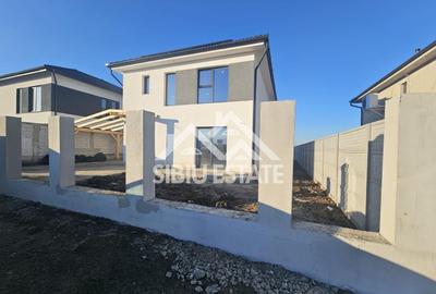 Casă individuală cu 4 camere cu Canalizare în Șura Mică - 4