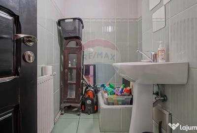 Apartament cu 4 camere decomandat în Răcădău - 8