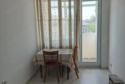Apartament cu 3 camere decomandat în Târgu Neamț - 2