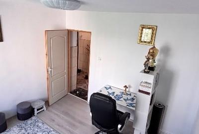 Apartament cu 2 camere decomandat, mobilat în Tudor