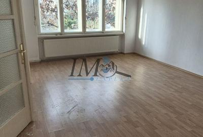 Duplex cu 3 camere cu Canalizare în Central - 3