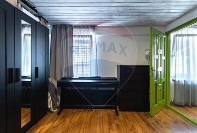 Apartament cu 3 camere nedecomandat, mobilat în Schei - 10
