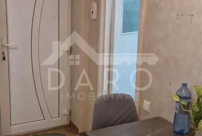 Garsoniera, Tudor - 2