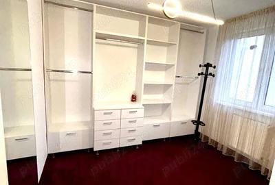 Apartament cu 4 camere decomandat în Central - 2
