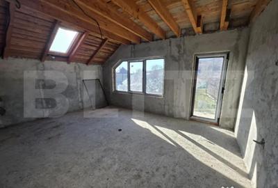 Casă cu 7 camere cu Teren 500 Mp în Central - 10