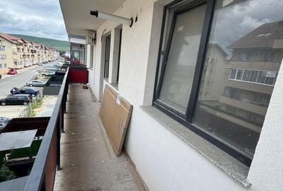 Apartament cu 3 camere semidecomandat în Florești - 4