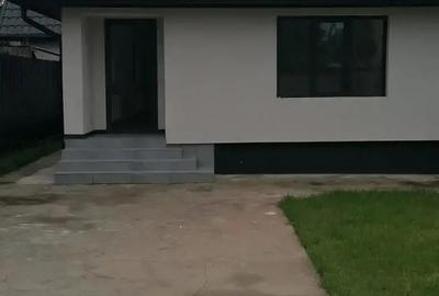 Casa de vanzare