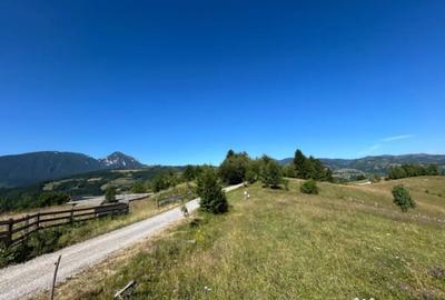 Teren de 3901 mp, în Central - 10