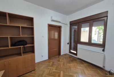 Casă individuală cu 4 camere cu Teren 204 Mp în Eminescu - 10