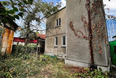 Casă individuală cu 8 camere cu Canalizare în Domenii - 13