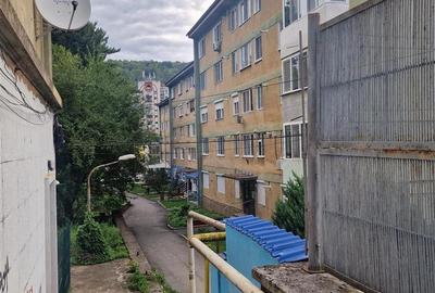 Spațiu comercial, de 75 mp, în Central - 4