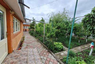 Casa cu 5 camere la 500 metri de LIDL piata centru - 9