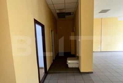 Spa?iu comercial de inchiriat, 120 mp, vitrina mare z Spa?iu comercial de inchiriat, 120 mp, vitrina mare z - 4