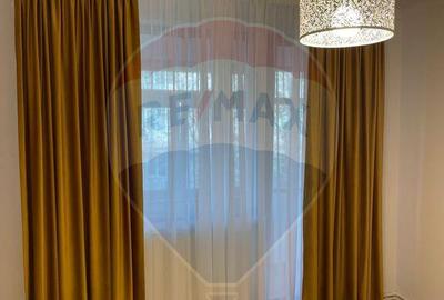 Apartament cu 3 camere decomandat, mobilat în Rovine - 9