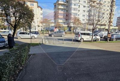 Spatiu comercial 84mp in zona Brailei - 2