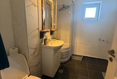Apartament cu 2 camere decomandat în 9 Mai - 2
