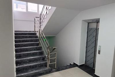 Apartament cu 3 camere în Titan - 4