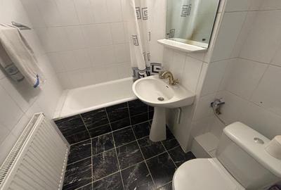 Apartament cu 3 camere, suprafata generoasa de 74 mp, la baza Colinei - 12