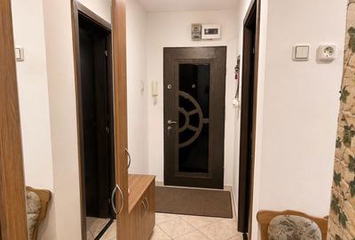 Apartament cu 2 camere decomandat în Berceni