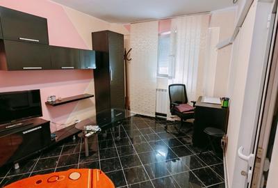 Apartament cu 2 camere decomandat în Exterior Vest - 1