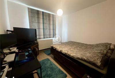 Apartament cu 3 camere decomandat în Canta - 7