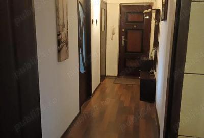 Apartament cu 2 camere decomandat în Craiovița Nouă - 1