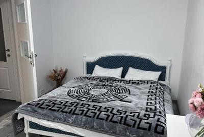 Vand apartament decomandat et 1 - 12