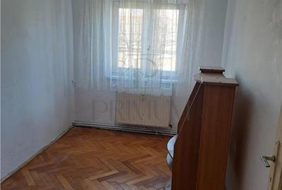 Apartament cu 3 camere decomandat, mobilat în Lipovei - 3