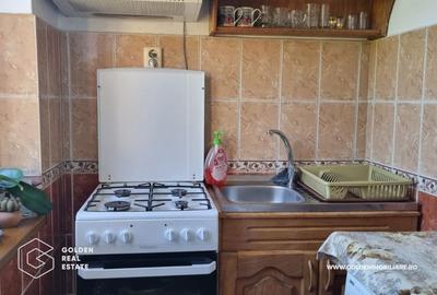 Apartament 3 camere din cărămidă, zona Intim, localitatea Lipova - 4