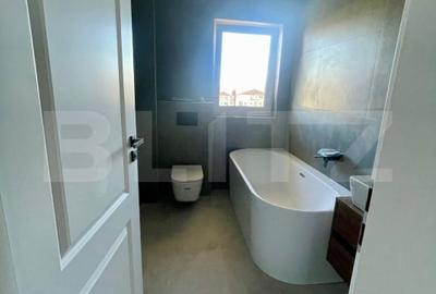 Apartament cu 3 camere - balcon mare, complex nou - 4