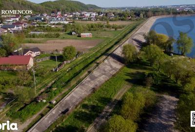 Casă cu 3 camere cu Teren 1428 Mp în Budeasa