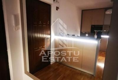 Apartament cu 3 camere, centrala proprie, zona Dambovita - 7